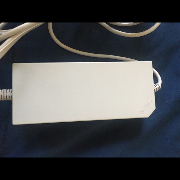 ➡️🎮NINTENDO WII CONSOLE‼️ and all the accessories to start playing. - Picture 13 of 17